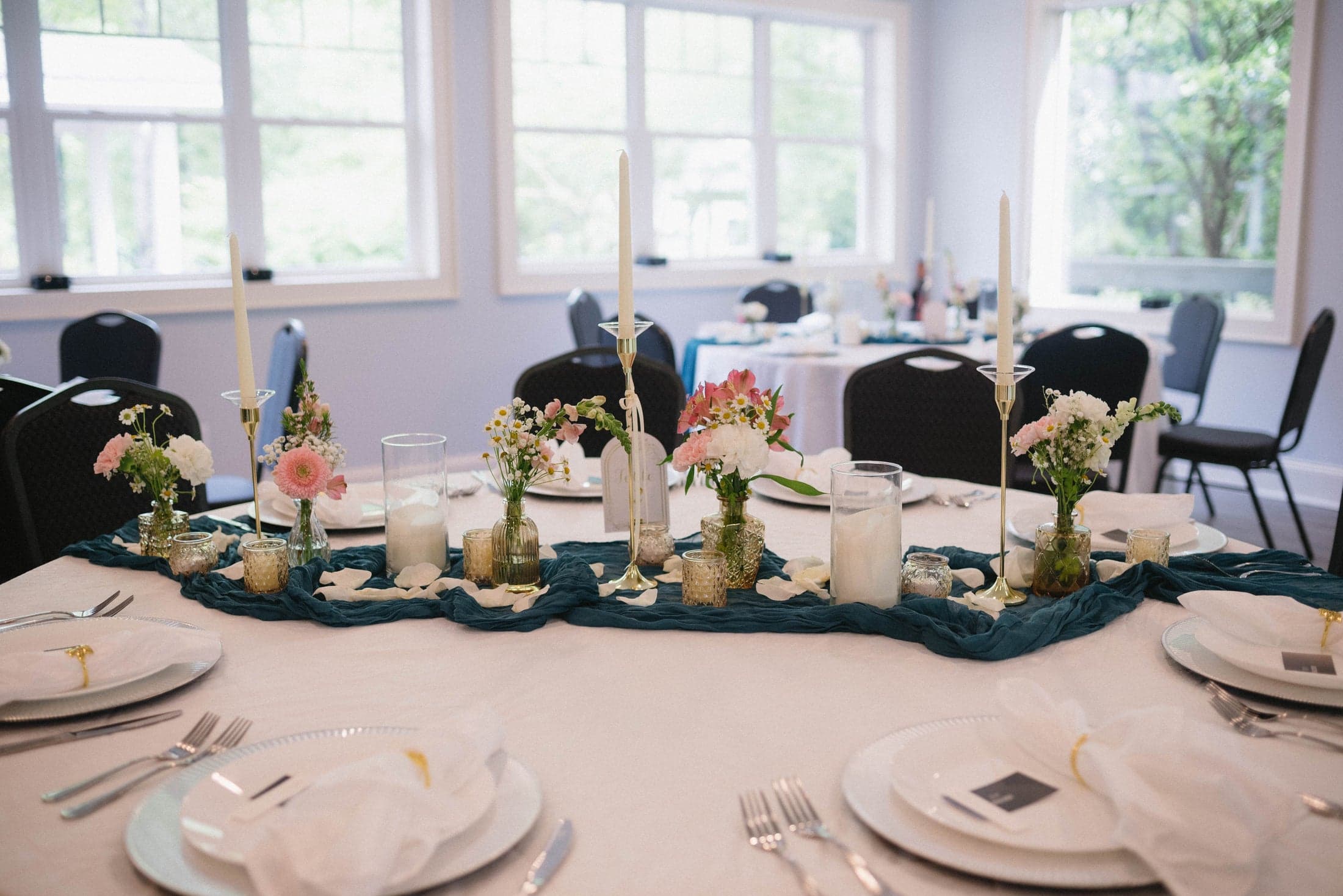 Sami & Tyler reception — tablescape with Jassfloralss centerpieces